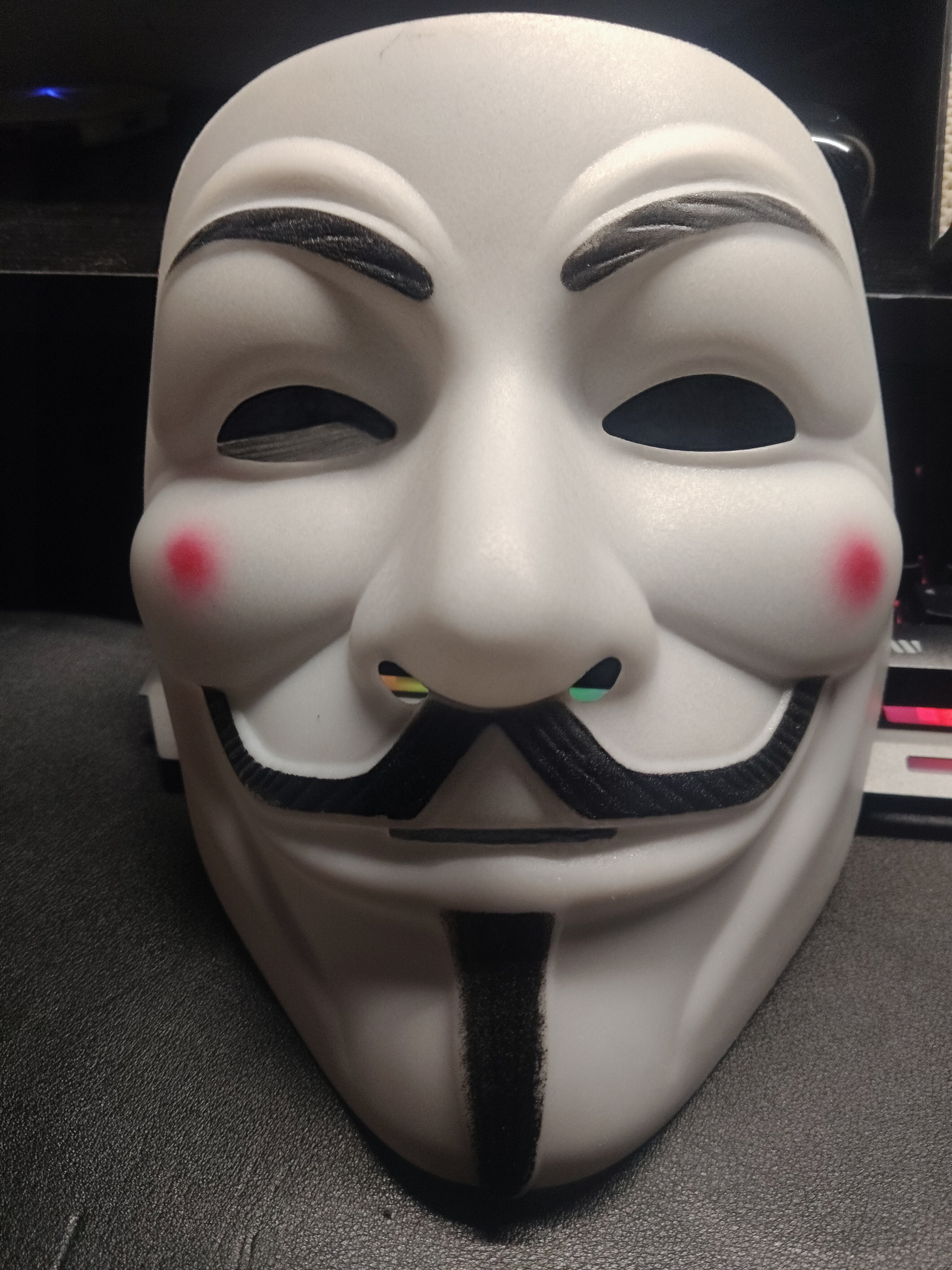🎭 镜界反制：一个针对裸聊骗子的克制指南